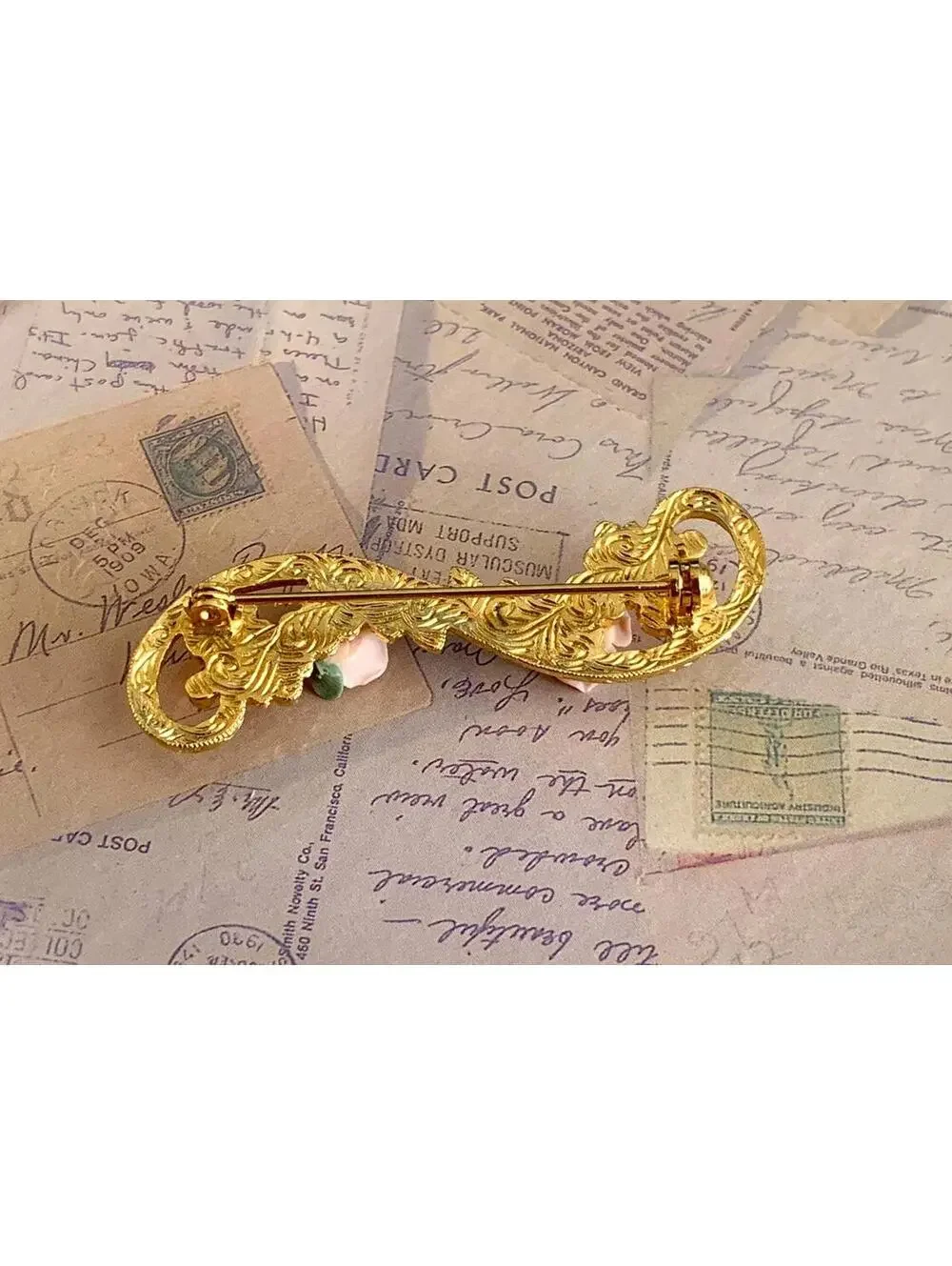 Elegant Vintage Porcelain Pink Rose Scroll Floral Brooch Pin